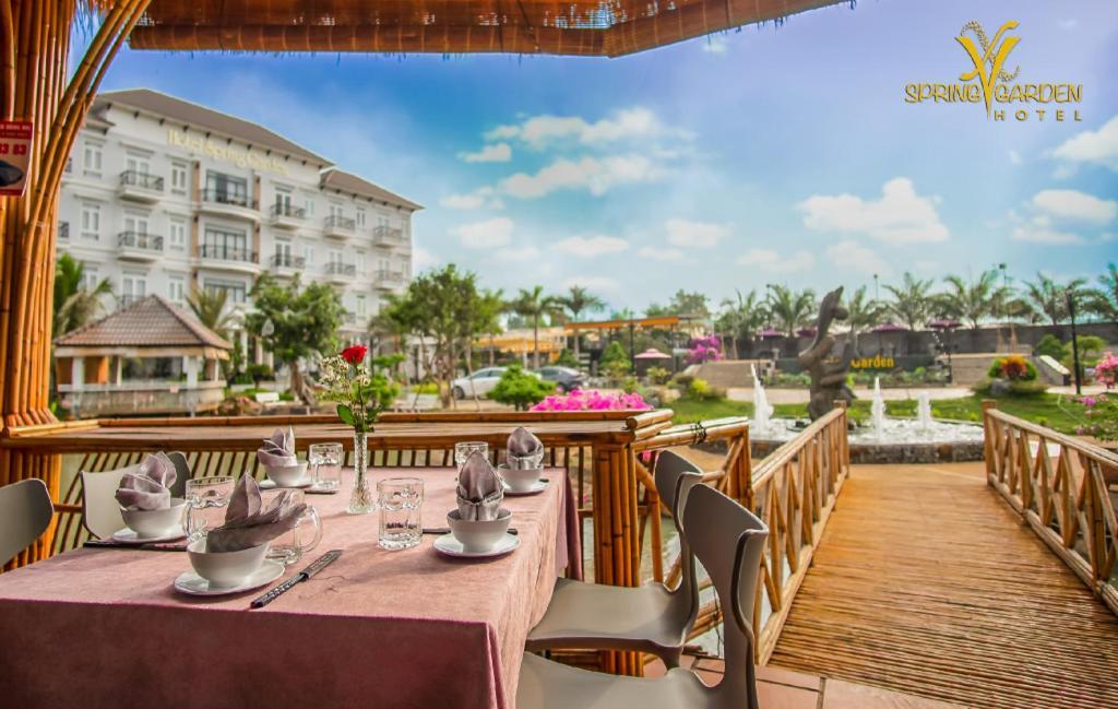 Spring Garden Hotel Lk Long Khanh Exterior foto