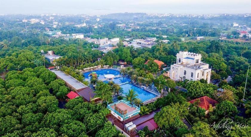 Spring Garden Hotel Lk Long Khanh Exterior foto